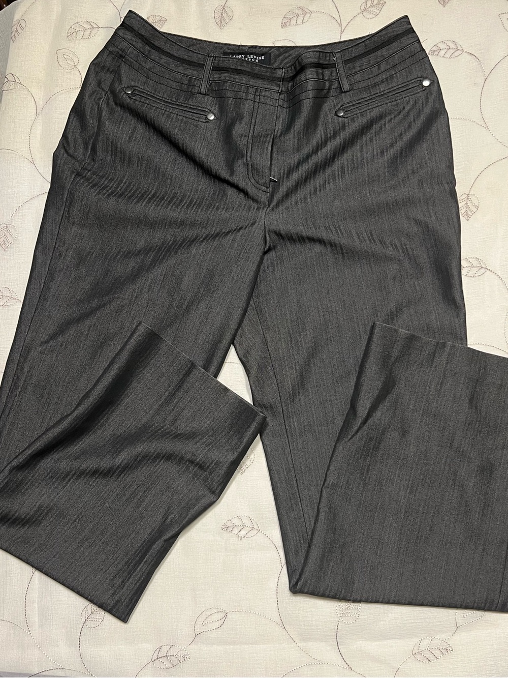 Larry Levine Women's Boyfriend Jeans - Charcoal Gray